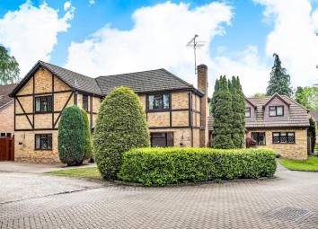 Detached house For Sale in Camberley