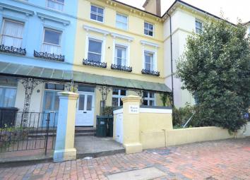 Flat To Rent in Eastbourne