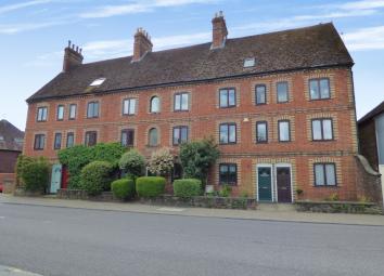 Flat To Rent in Midhurst