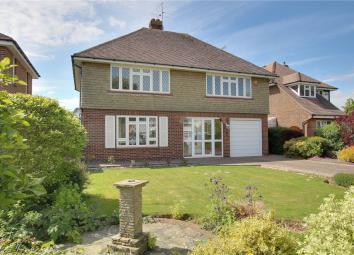 Detached house For Sale in Worthing