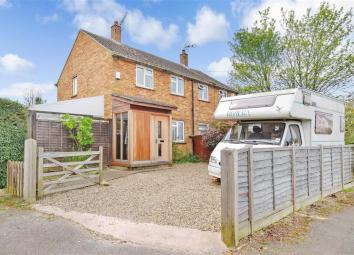 Semi-detached house For Sale in Maidstone