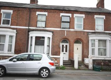 Flat To Rent in Chester