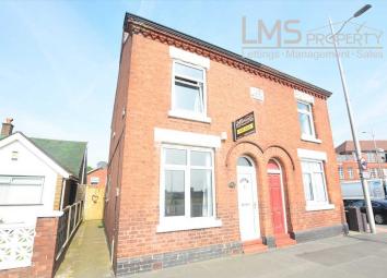 Semi-detached house For Sale in Winsford