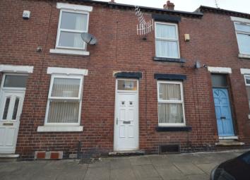 Terraced house To Rent in Wakefield