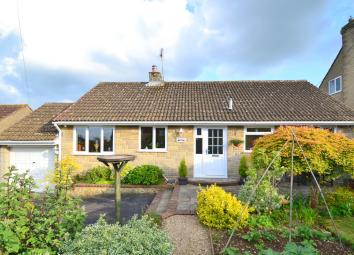 Detached bungalow For Sale in Sherborne