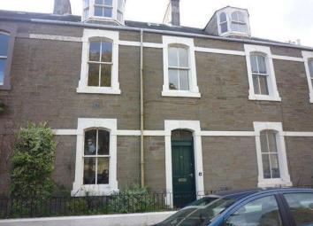 Town house To Rent in Dundee