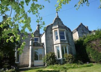 Semi-detached house To Rent in Dundee
