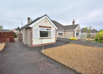 Semi-detached bungalow For Sale in Morecambe