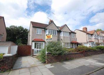 Semi-detached house To Rent in Wallasey