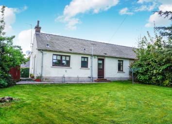 Semi-detached bungalow For Sale in Crieff