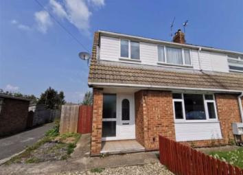 Semi-detached house To Rent in Beverley