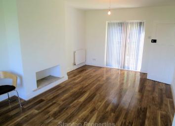 Semi-detached house To Rent in Cheadle