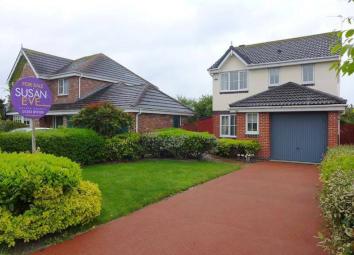 Detached house For Sale in Thornton-Cleveleys