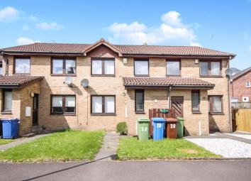 Terraced house For Sale in Dumbarton