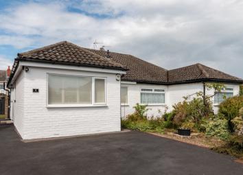 Semi-detached bungalow For Sale in Chorley