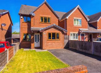 Detached house For Sale in Manchester