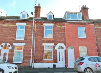 Terraced house For Sale in Goole