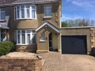 Semi-detached house To Rent in Llanelli