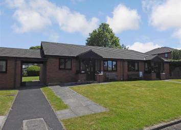 Bungalow For Sale in Leyland