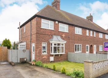 3 Bedroom End terrace house for sale