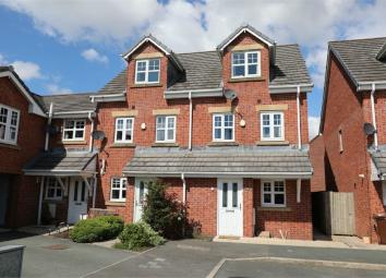 End terrace house For Sale in Chorley