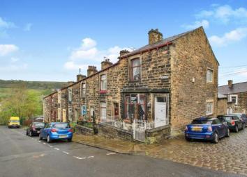 End terrace house For Sale in Colne