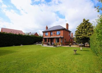 Detached house For Sale in Wells