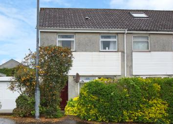 Semi-detached house For Sale in Kilmarnock