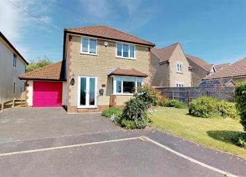 Detached house For Sale in Bath