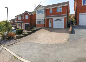 Detached house For Sale in Skelmersdale