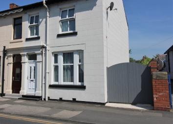 Semi-detached house For Sale in Poulton-Le-Fylde
