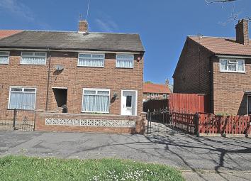 Semi-detached house For Sale in Hull