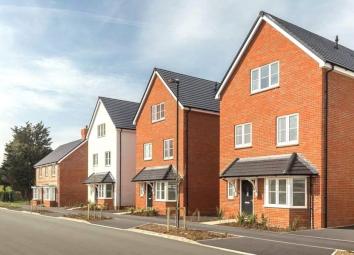 Detached house For Sale in Littlehampton