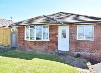 Detached bungalow For Sale in Uckfield