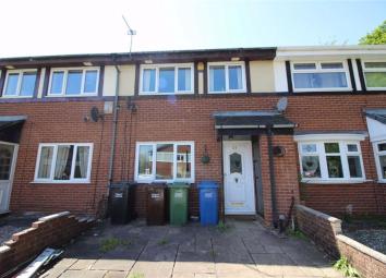 Town house For Sale in Wigan