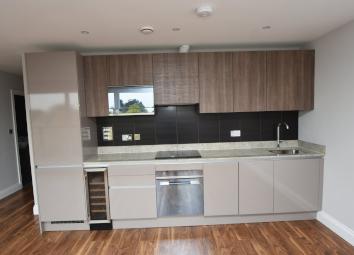 Flat To Rent in Northolt