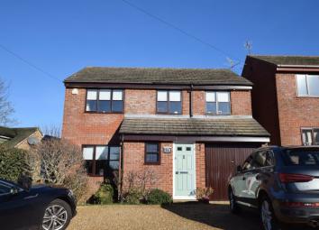 Detached house For Sale in Hemel Hempstead