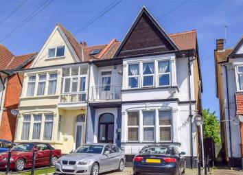 Flat For Sale in Westcliff-on-Sea