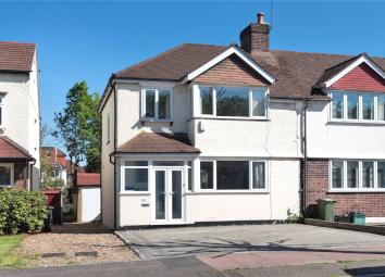 3 Bedroom End terrace house for sale