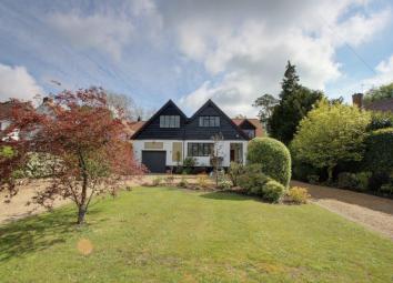 Detached house For Sale in Hatfield