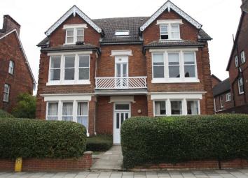 Flat To Rent in Bedford