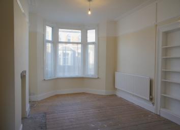 Detached house To Rent in Cardiff