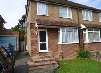 Semi-detached house To Rent in High Wycombe