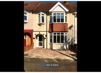 Terraced house To Rent in Chatham