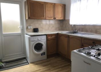 Semi-detached house To Rent in London