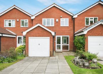 Town house For Sale in Southport