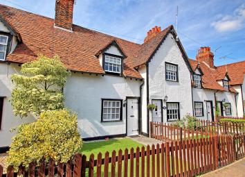 Terraced house For Sale in Ware