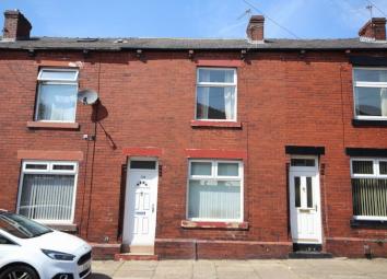 Terraced house For Sale in Rochdale