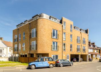 Flat For Sale in Bromley