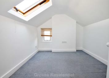 End terrace house For Sale in New Malden